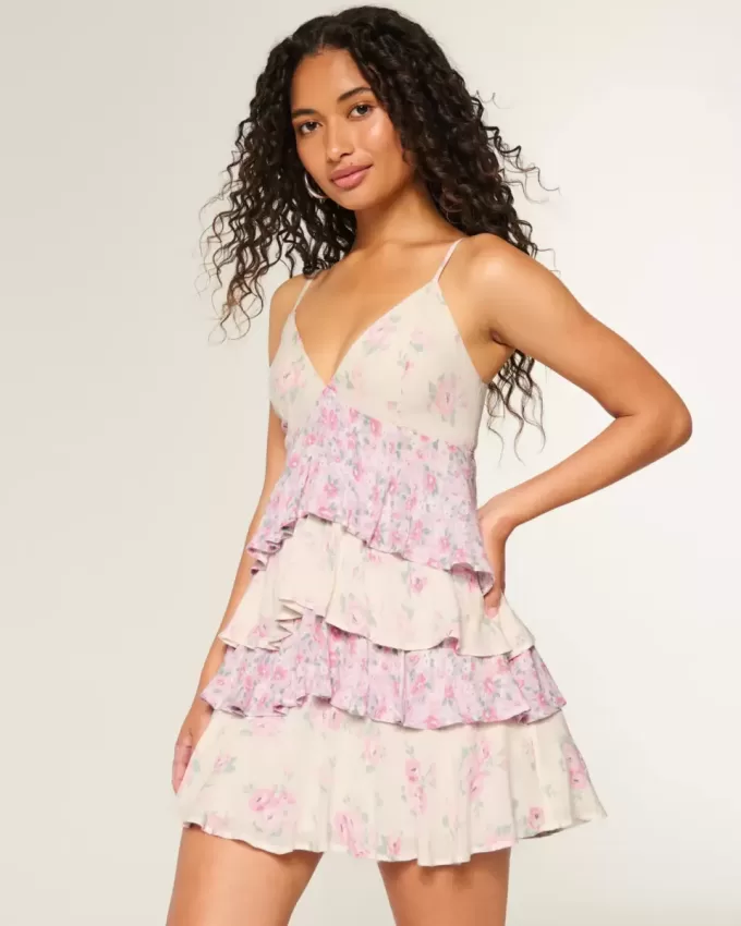 V-ringad Ruffled Tier Babydoll Miniklänning