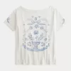 Överdimensionerad off-the-shoulder grafisk t-shirt Överdimensionerad off-the-shoulder grafisk t-shirt