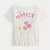 Överdimensionerad Off-the-Soulder Farmers Market grafisk t-shirt Överdimensionerad Off-the-Soulder Farmers Market grafisk t-shirt