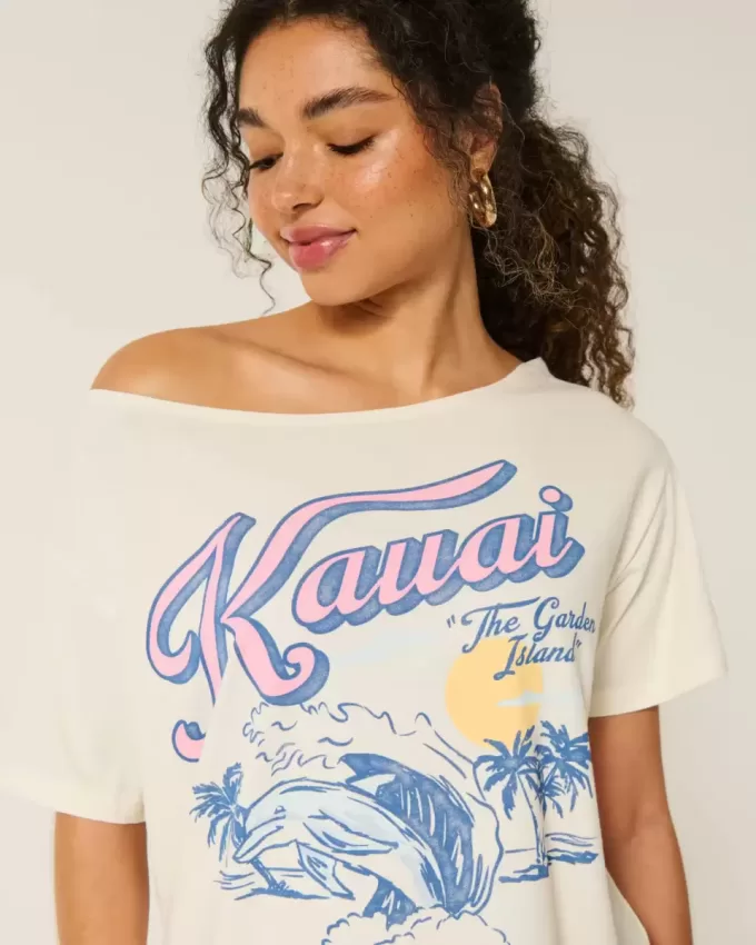 Överdimensionerad Off-the-Soulder Kauai grafisk t-shirt Överdimensionerad Off-the-Soulder Kauai grafisk t-shirt