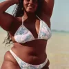 Virkad stil blandad bikinibotten med höga ben Virkad stil blandad bikinibotten med höga ben