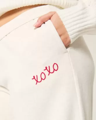 XOXO grafiska träningsbyxor med vida ben XOXO grafiska träningsbyxor med vida ben